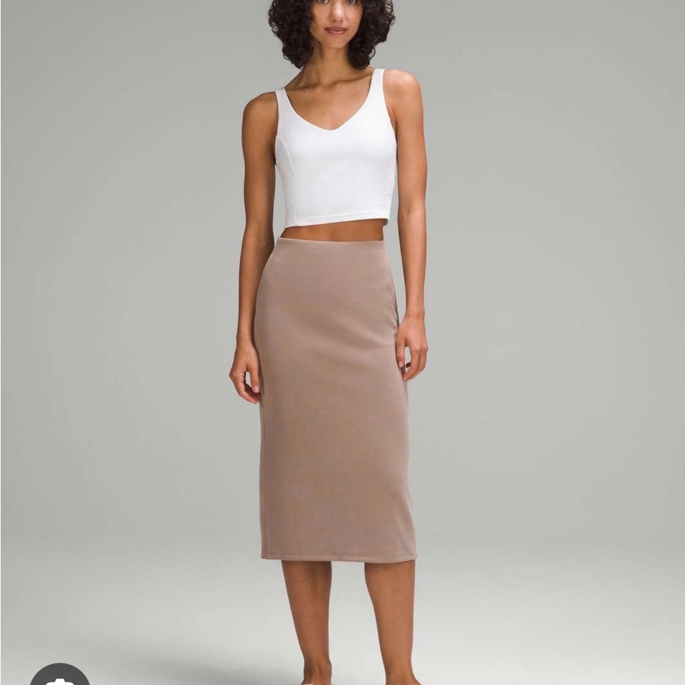 Lululemon Softstreme High-Rise Midi Skirt
Taupetastic